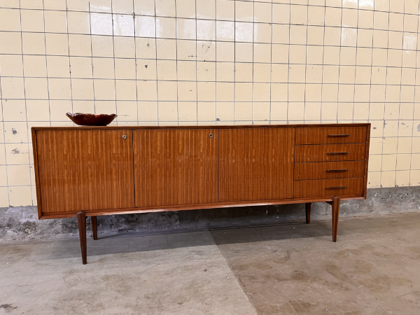 Picture of High-Gloss Sideboard by Van Pelt