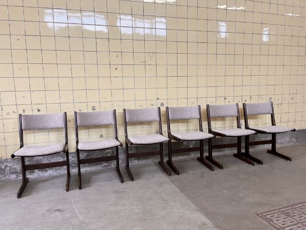 Picture of Set of Six Cantilever Chairs by Farstrup