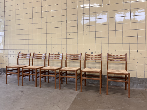 Picture of Set of 6 Vintage Dining Chairs